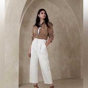 Banana Republic Barrel Legged Chino size 16